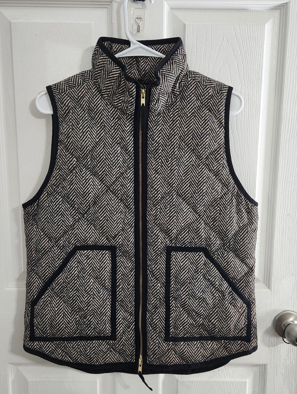 NWT J.Crew medium herringbone quilted puffer vest insulated down pockets - Picture 2 of 11